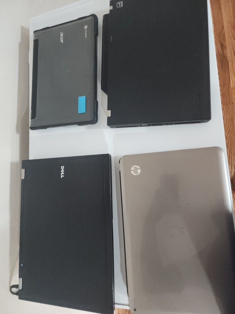 Lot of 8 Laptops