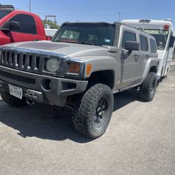 Hummer H3