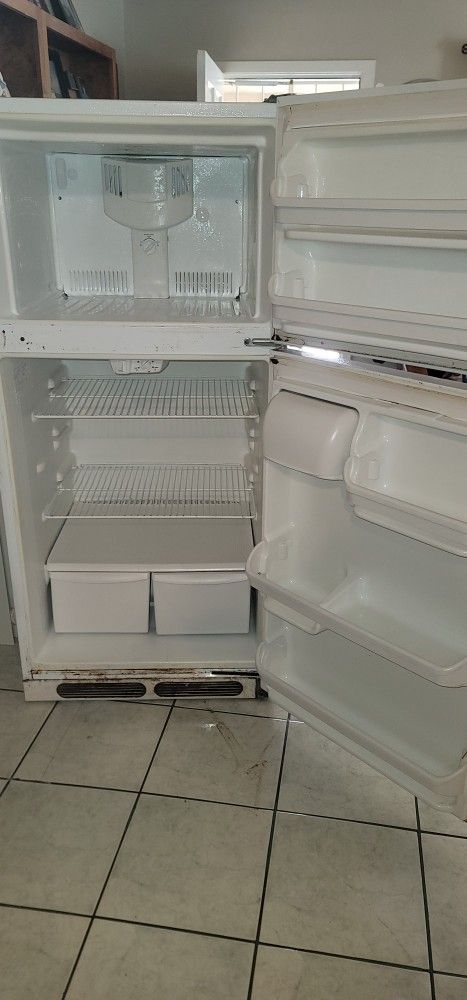 Free Fridgidaire Refrigerator