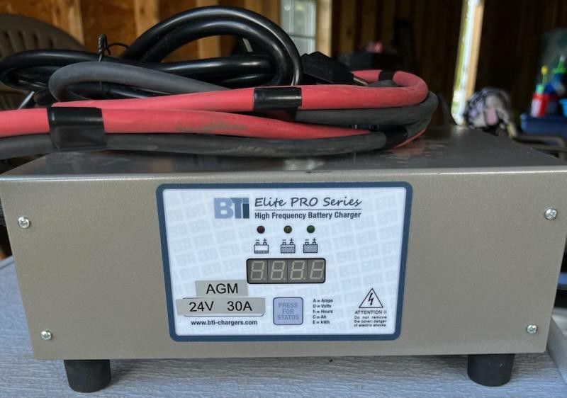 BTI 24v 30a High Frequency Battery Charger Model CBHF2-XP-M