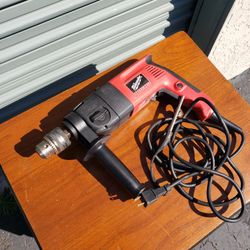 Milwaukee 1/2" Hammer Drill