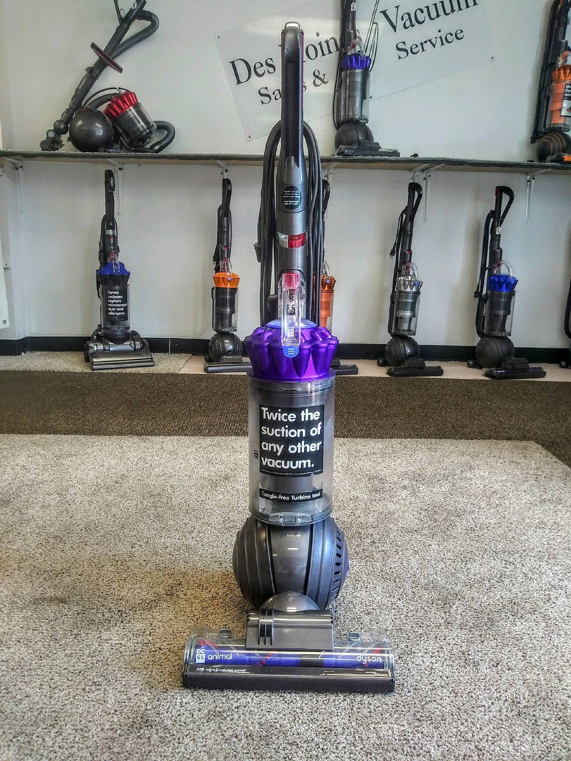 Mint condition dyson dc65 animal vacuum cleaner! 165