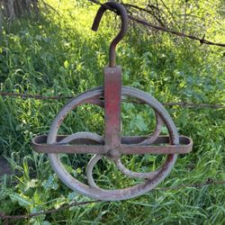 Antique Barn Pulley