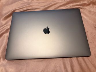 MacBook Pro 16in i9 32gb 1tb