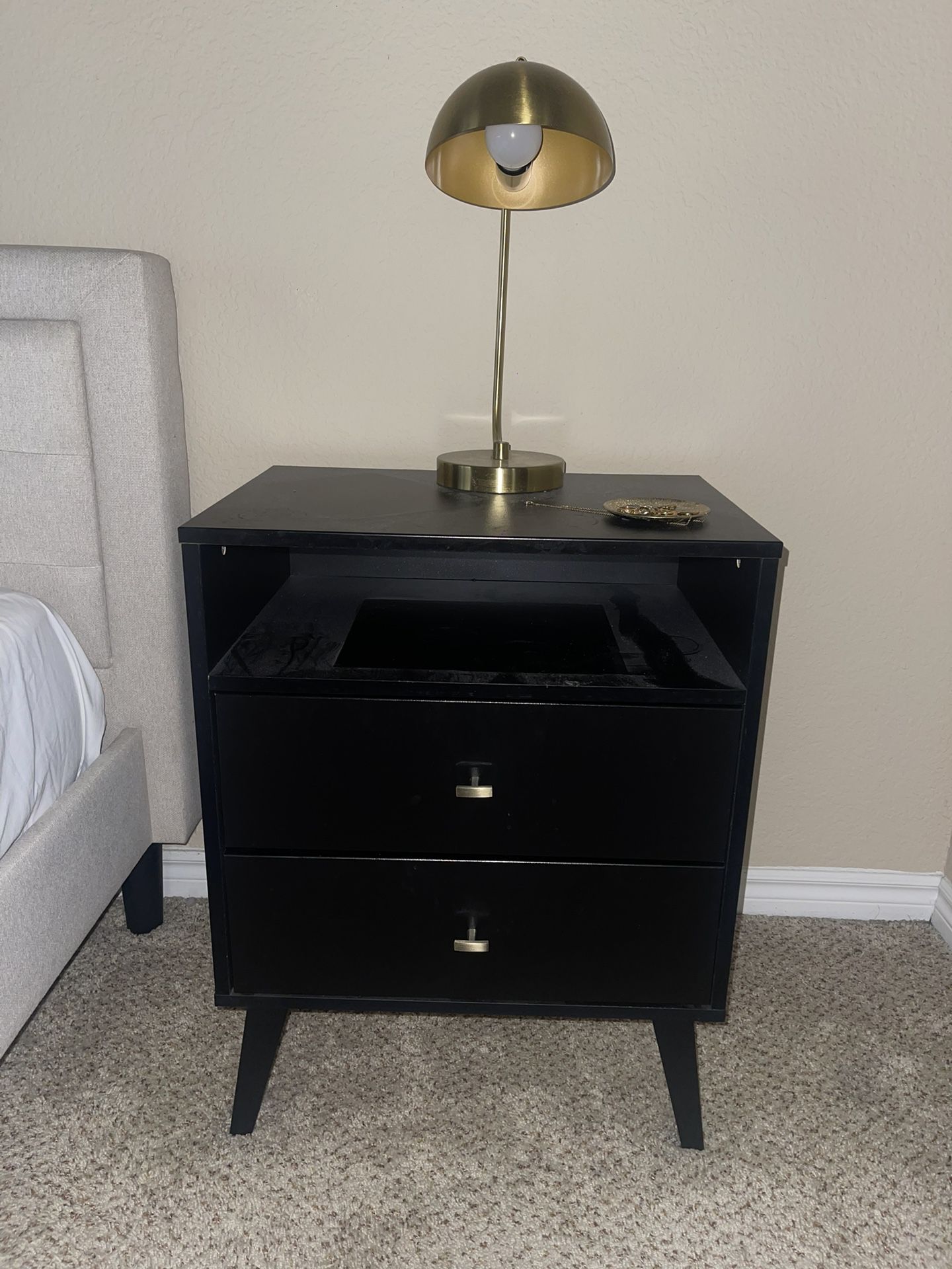 End table Nightstand 