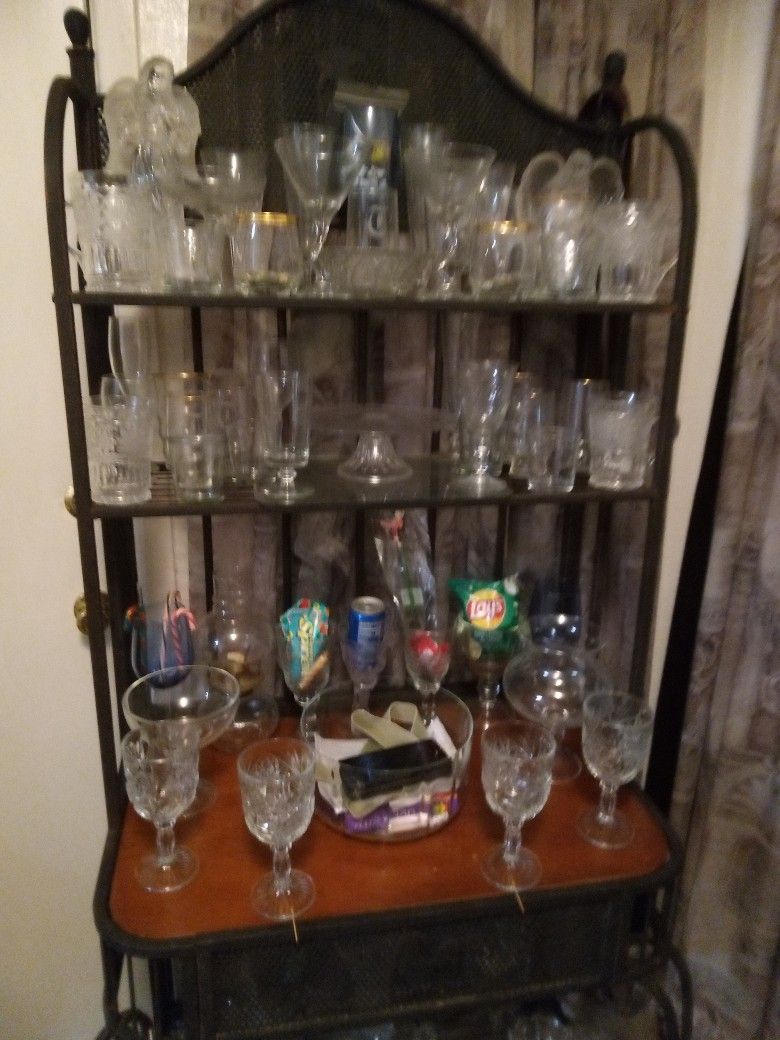 Hugh Baker Rack