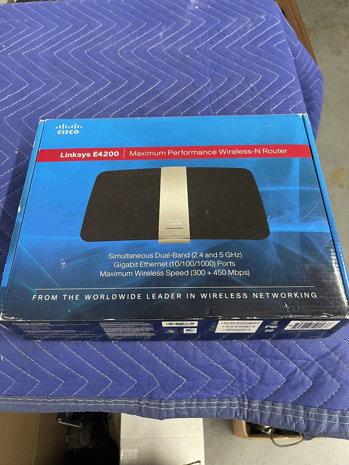 Linksys E4200 Wireless N Router