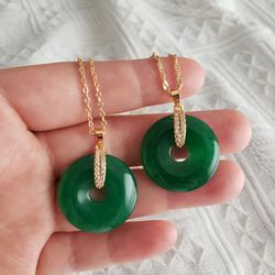 Genuine Jade 18K Gold plated necklace New 