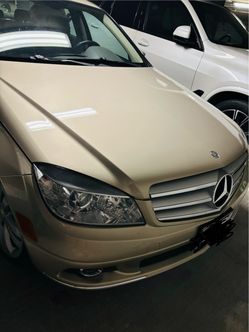 2010 C300 4matic sedan