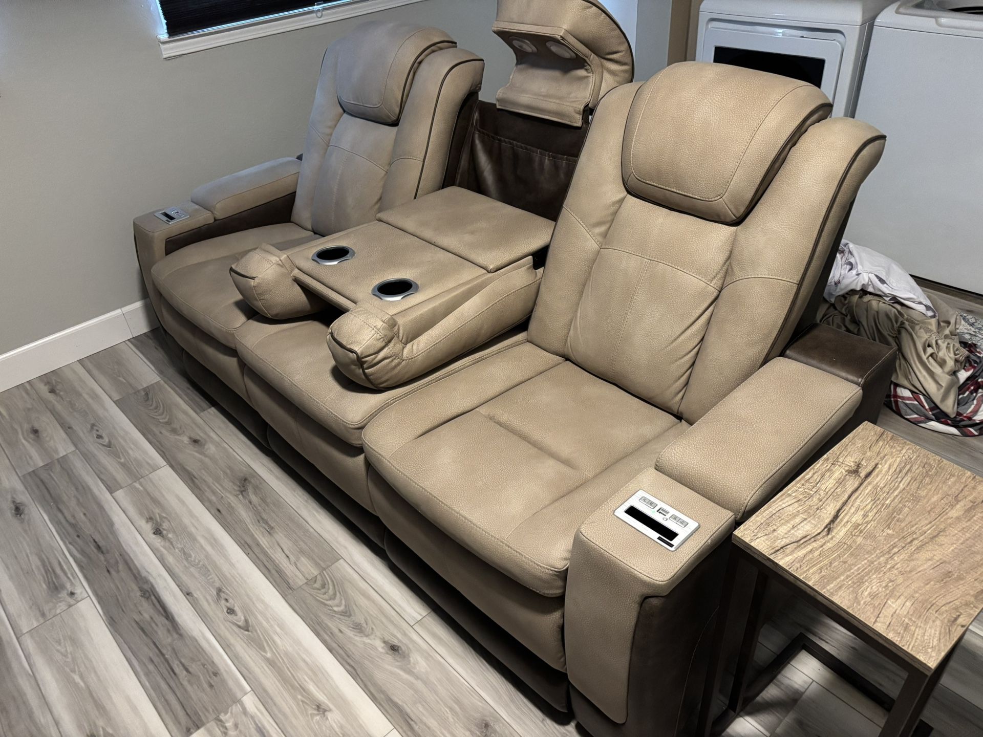 Electric Reclining Couch