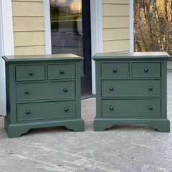 Green Three Drawer Dresser Or Side table Read Ad 