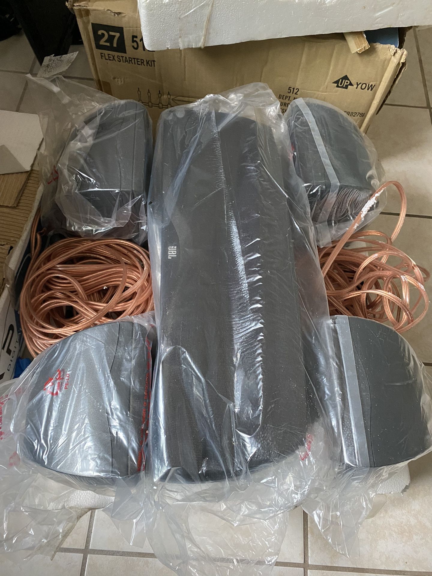 Jbl 5.1 channel indoor outdoor speaker set