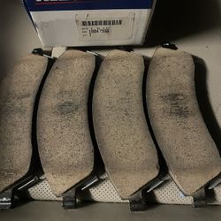 Cadillac GM OEM 04-09 SRX Brake-front Pads 1(contact info removed)