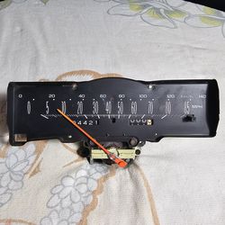 80-89 Cadillac Fleetwood Brougham Deville Speedometer Instrument