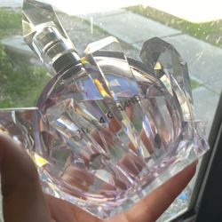 R.E.M Ariana Grande Perfume 