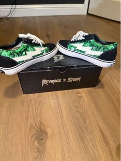 Revenge x storm green bandanas ( size 9 US )