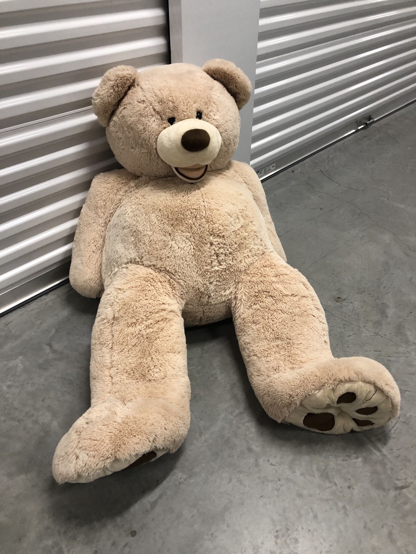 Large Stuffed Bear (No Smoking or Pets)