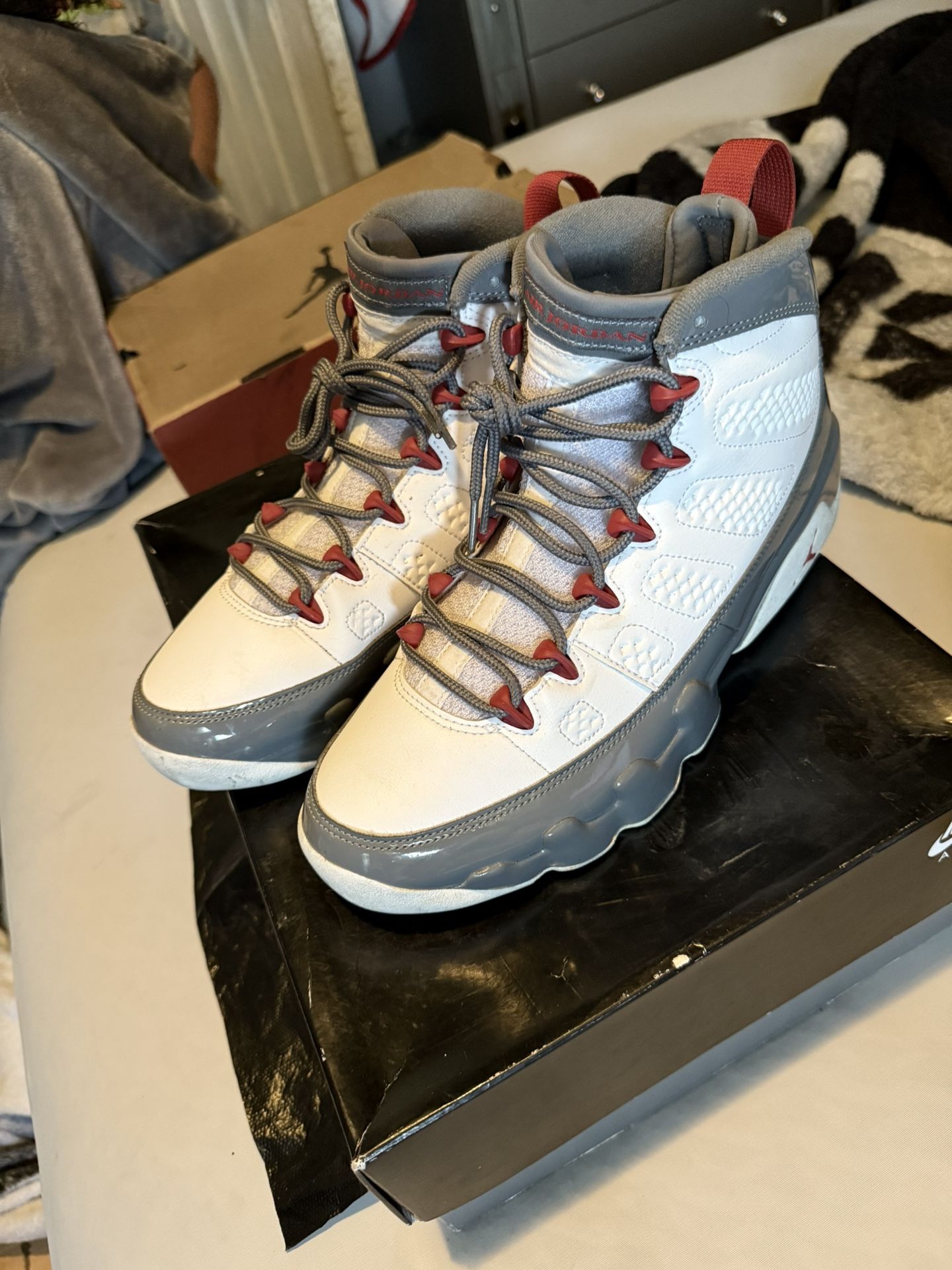 Jordan Retro 9