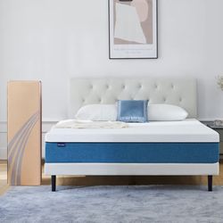 Full Size Mattress Almost New!