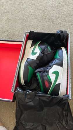 Air Jordan 1 Retro mid green size 6.5