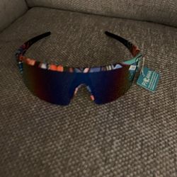 Piranha Graffiti Shield Sports Sunglasses #62189 New with Tags