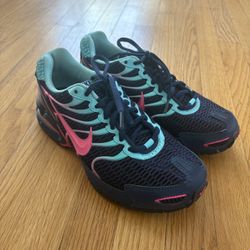 Women’s Nike Air max Torch Size 7 
