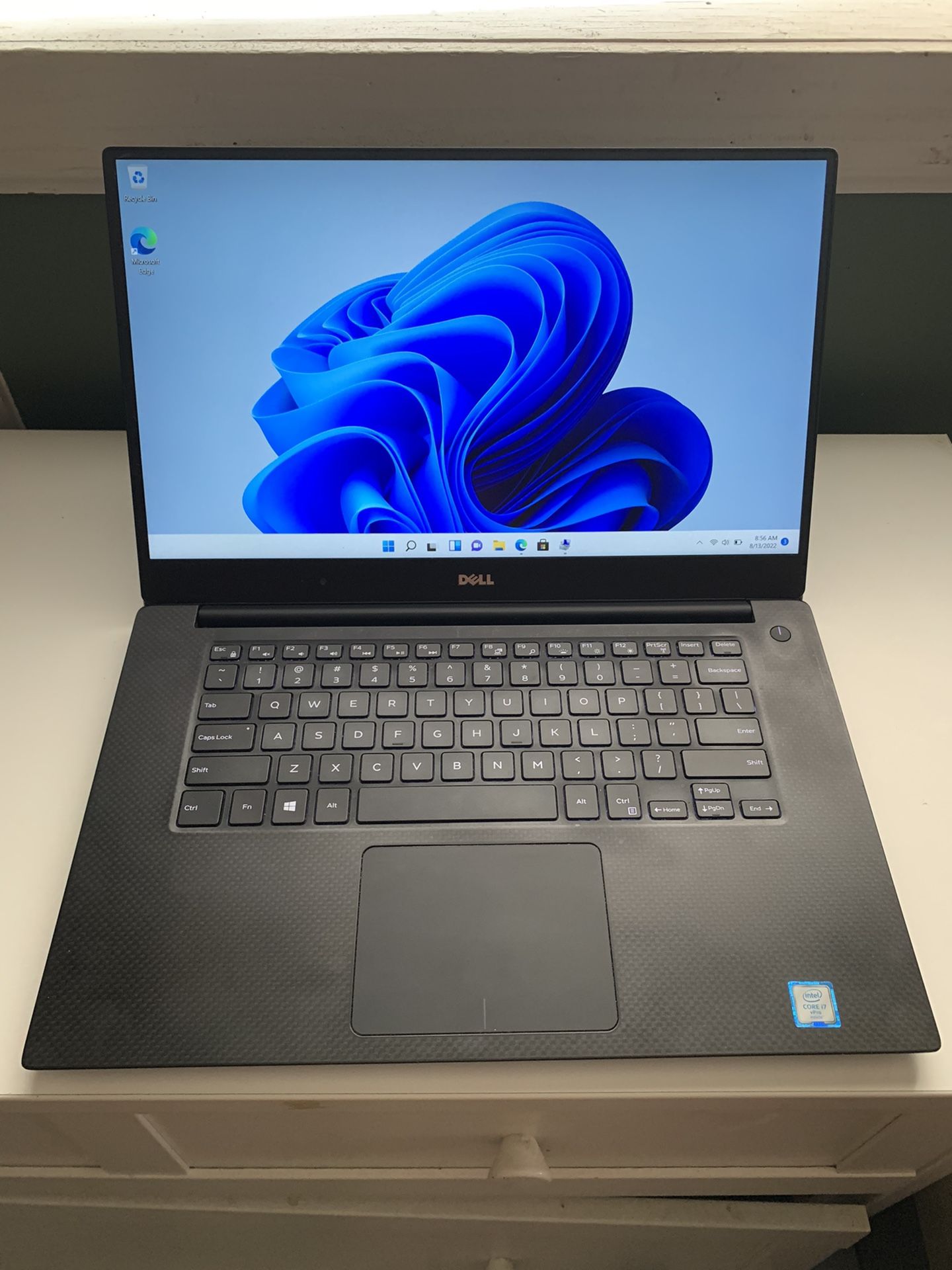 Dell Laptop 15.5” Windows 11 Genuine + Photosh0p