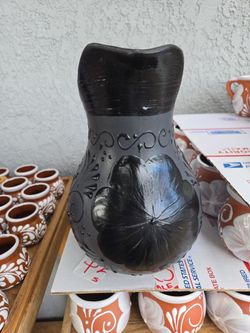 Jarra grande ($25)tel (contact info removed)