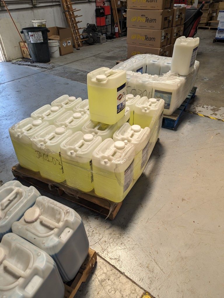 Commerical Use Bleach/Fabric Softener