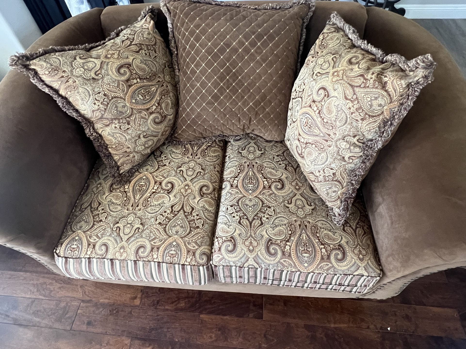 Sofa Set ( 3 Pieces) Covers Not Included