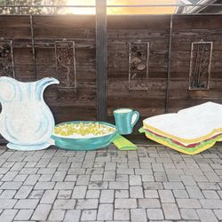 GIANT WOODEN FOOD CUT-OUT SIGNS – PERFECT FOR FOOD TRUCK, COFFEE SHOP, DELI – $150 FOR BOTH