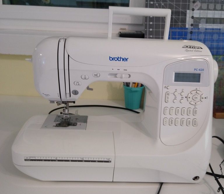 Brother PC 420 Computerized Sewing Machine - Project Runway Model