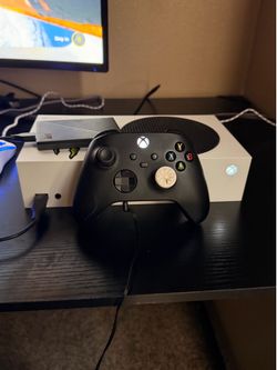 Xbox series s with 500gb of storage