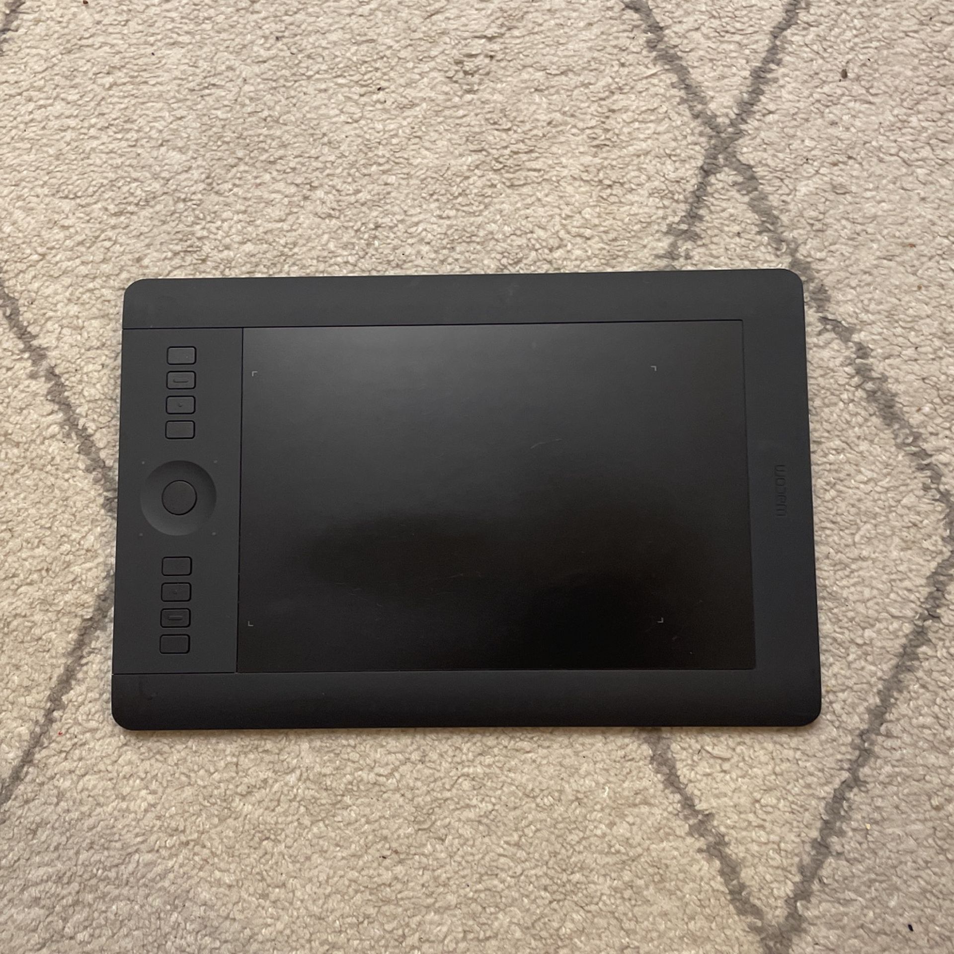 Pen Tablet Intuos Medium