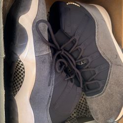 Jordan 11s men’s 9.5
