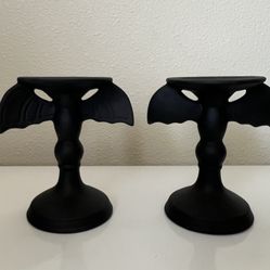 NWT Bat Pillars set **see Description 