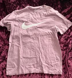 The Nike Tee Swoosh Graphic T-Shirt