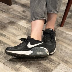 Women’s Nike Sneakers 