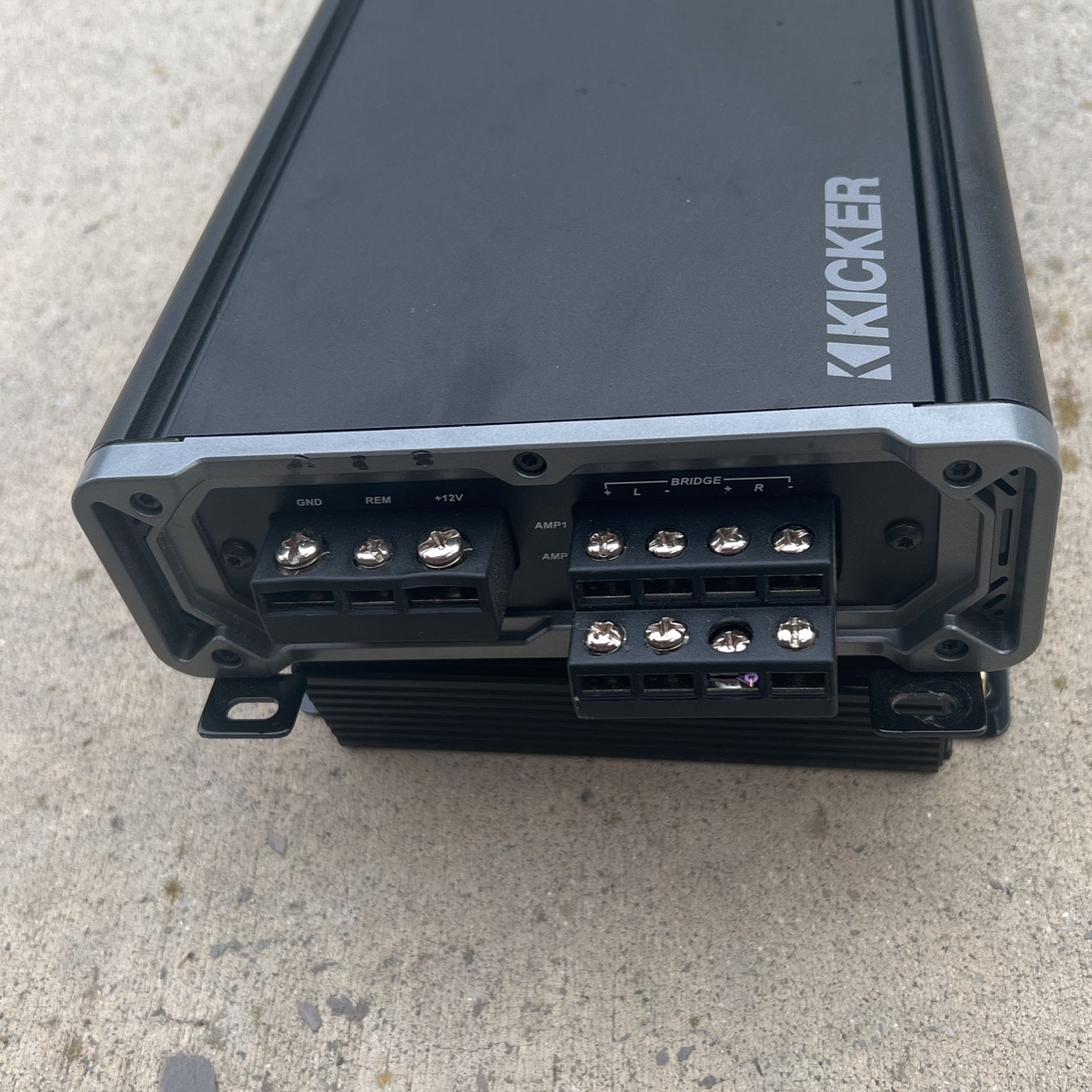 KICKER (CXA360.4) AMP / AudioControl LC2i for Sale in Trabuco Canyon