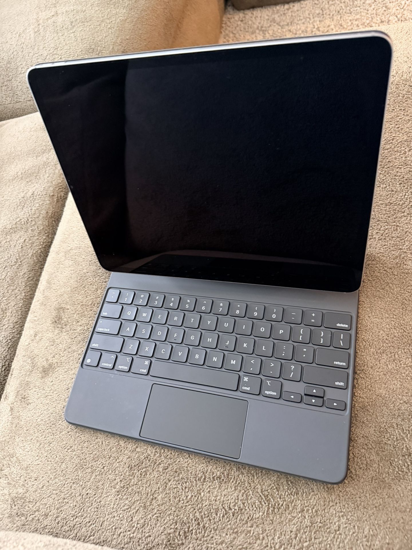 iPad 12.9” Cellular + WiFi 256GB Like New!