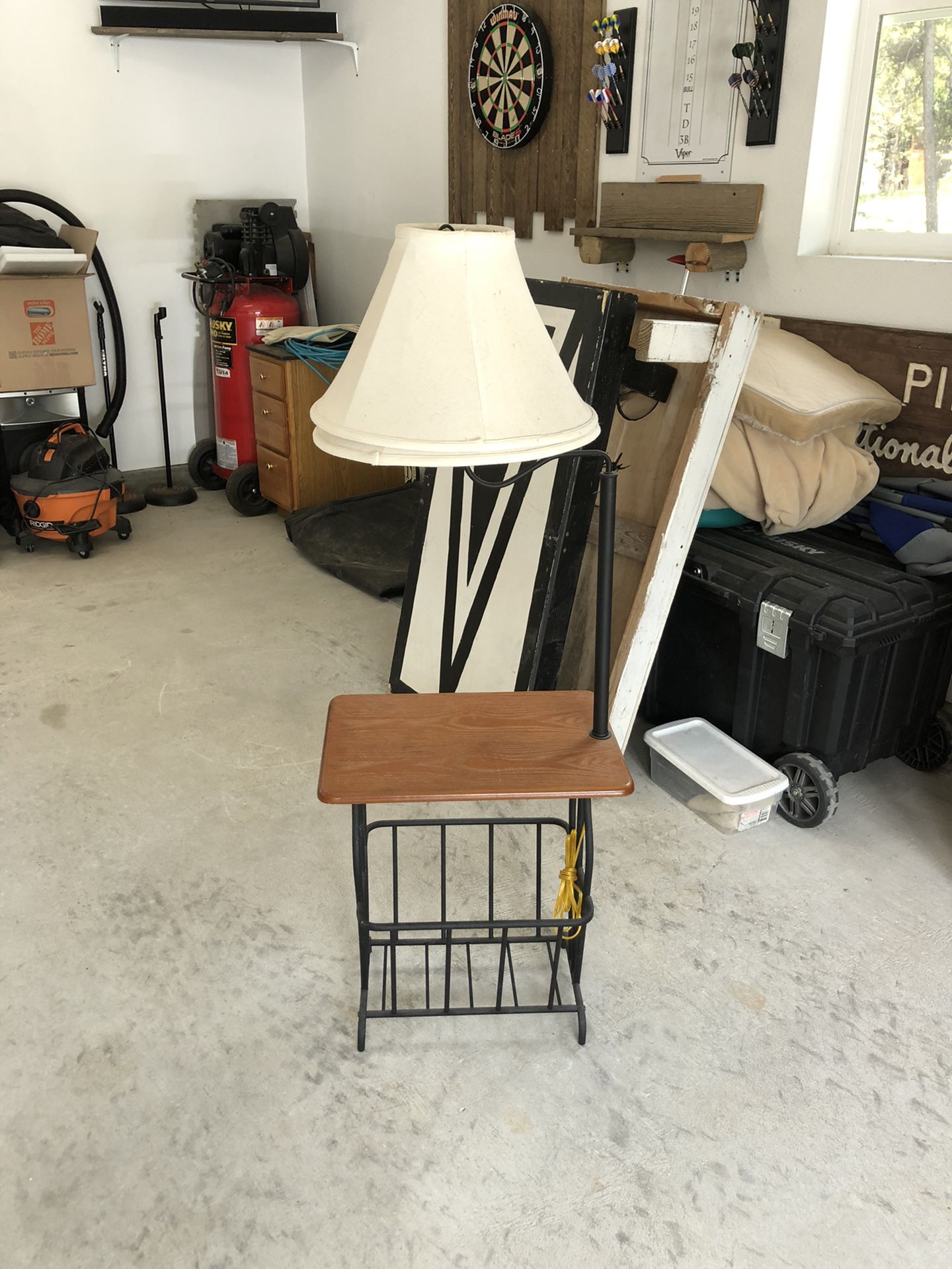 Table Lamp With magazine Rack