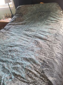 Queen Size Comforter