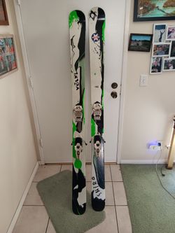 Volkl Shiro Skis