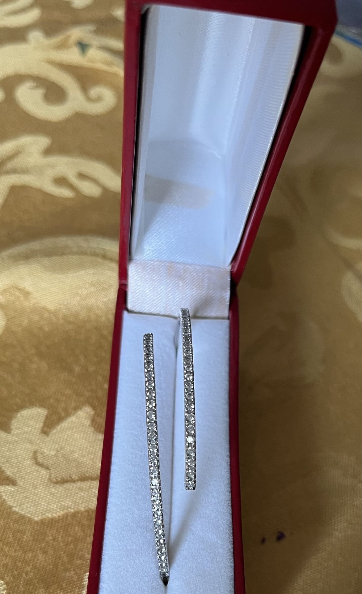 MOTHER’S GIFTS 🎁Like New 925 Sterling Silver Genuino Diamonds Bangle 
