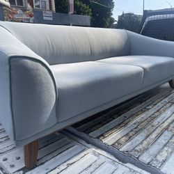 Couch With Delivery 