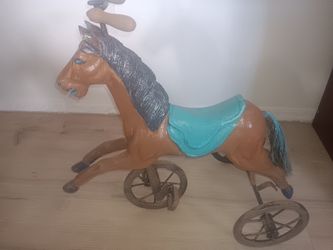 Tricycle Horse 