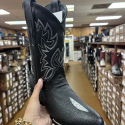 Men’s Boots
