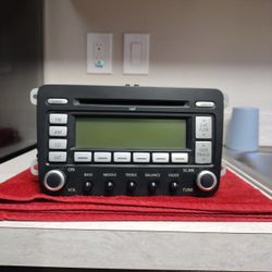Volkswagen VW 2806 To 2010 Premium 7 MP3 CD Radio OEM