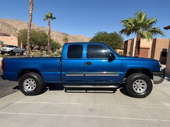 2004 Chevrolet Silverado 1500 LS