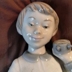 NAO LLadro Off To Bed Porcelain Boy Pillow Clock 